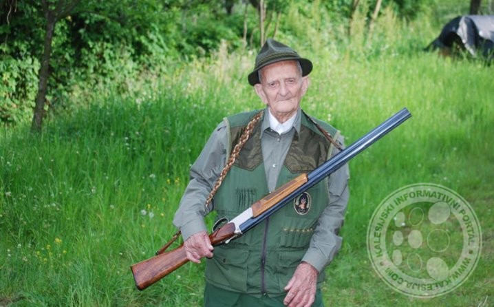 555341ec-05fc-428a-af59-2ef5b0094cfb-sefer-smajic-pan-718x446