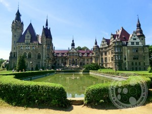 Dvorac-Moszna-1