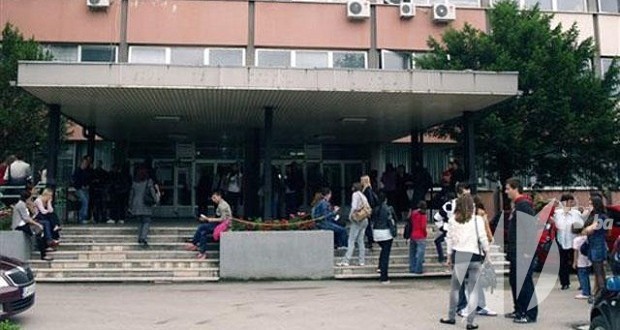 Tuzla_studenti-620x330