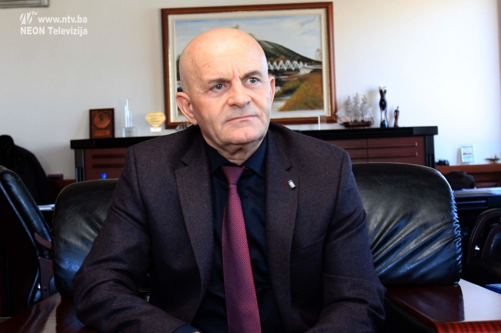 56cadf07-9048-4d1b-8929-6ccf0a0a0a64-sead-dzafic-unis-tok-kalesija