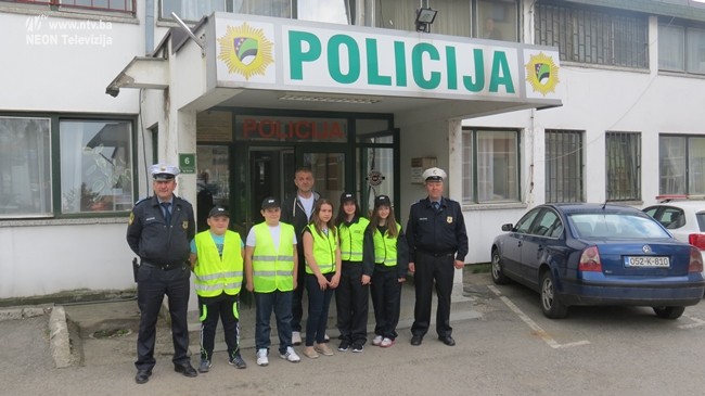 policija