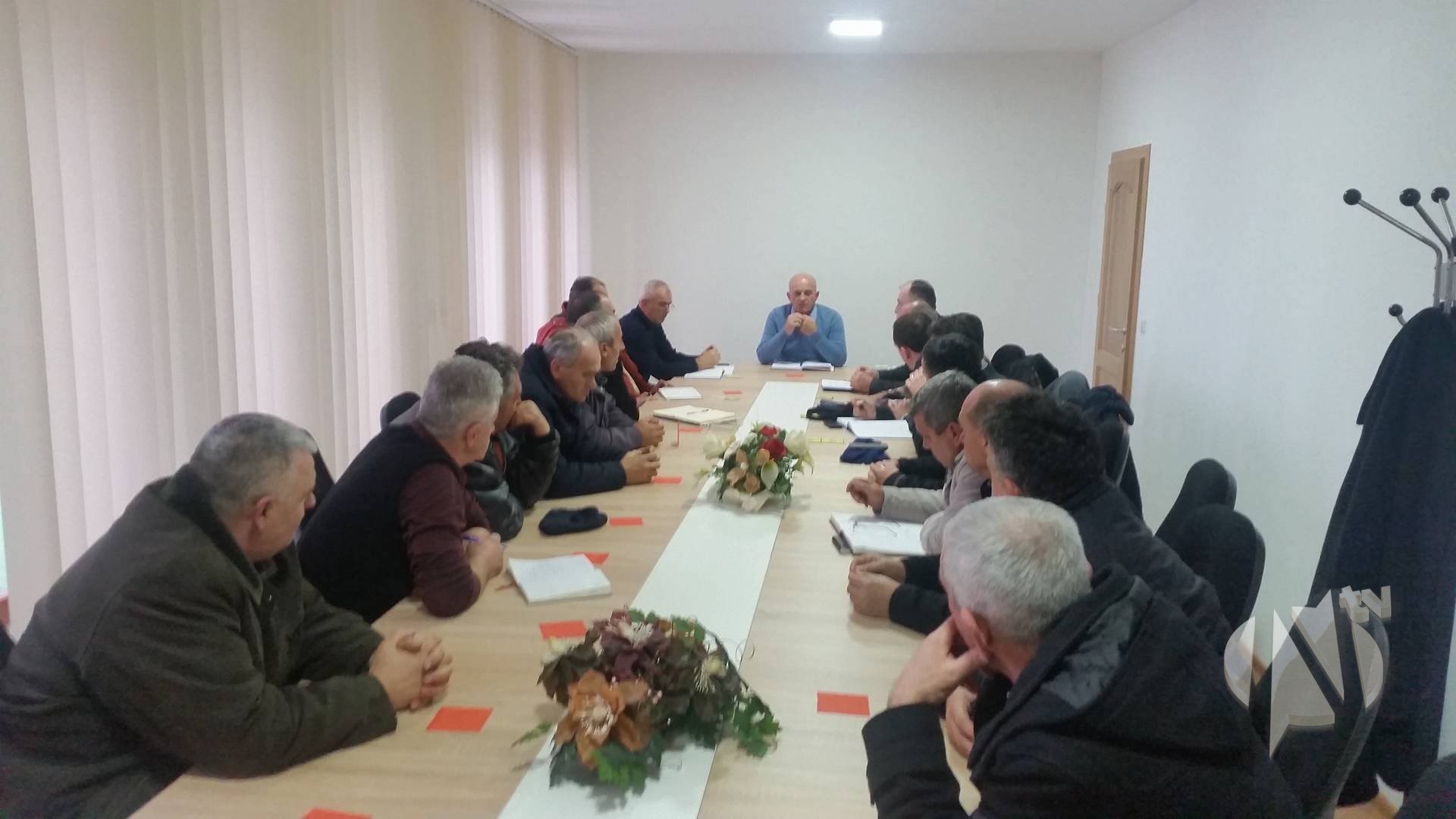 15878039_1029892887115121_1450268412_o-1